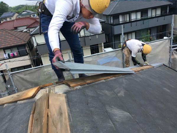 屋根カバー工法（重ね葺き）工事の流れサムネイル
