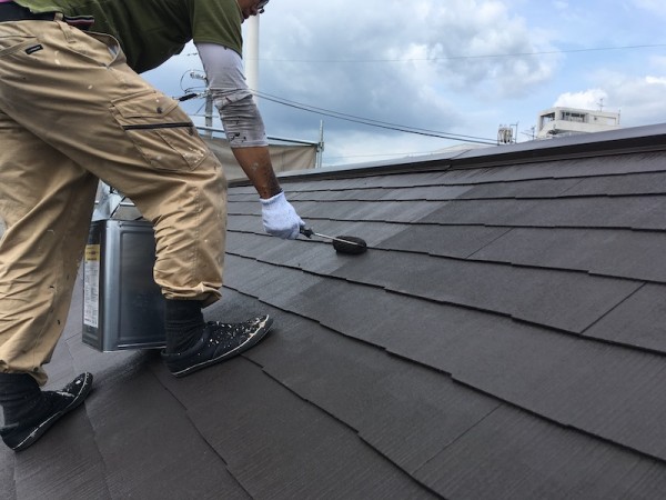 屋根塗装に火災保険が適用できる？利用条件や利用方法について紹介！サムネイル