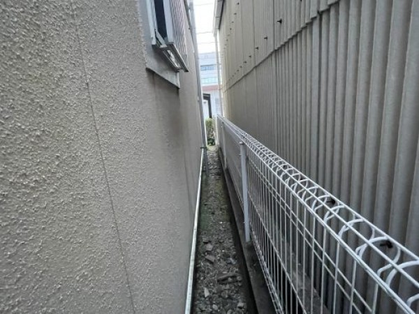 【名古屋市守山区】敷地が狭いお宅で外壁塗装の建物調査サムネイル