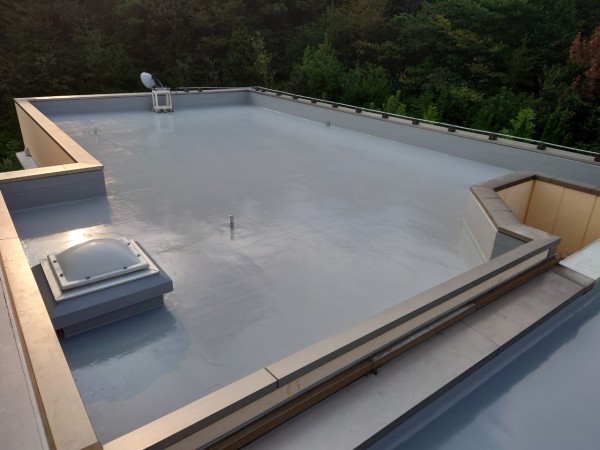 【瀬戸市】瀬戸自動車学校の屋上の防水工事サムネイル