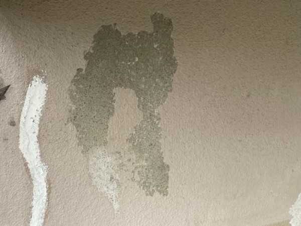 【瀬戸市】高圧洗浄時に外壁塗膜が剥がれそうな箇所を発見サムネイル