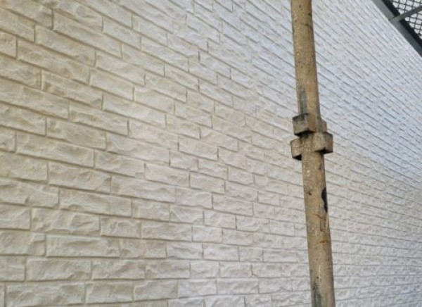 【瀬戸市】ホワイト系で外壁塗装を行いました。サムネイル