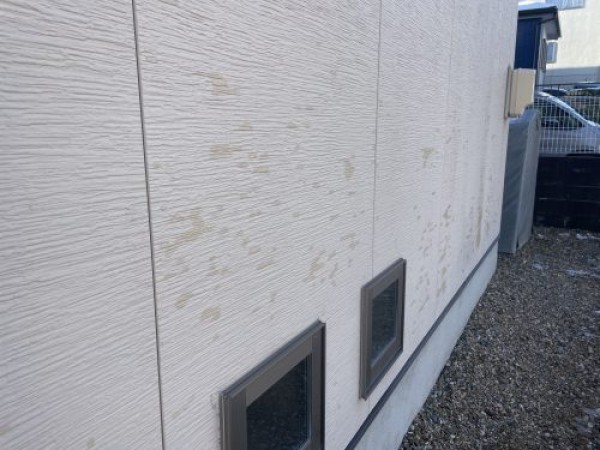 【尾張旭市】外壁の塗膜防水が劣化しているお宅で建物調査サムネイル