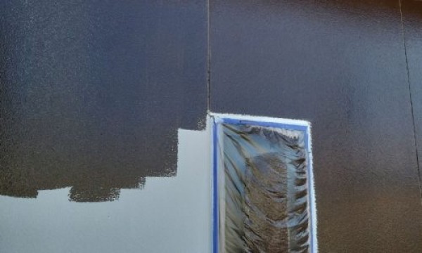ベージュ系の外壁色からグレー系の外壁色に大変身！外壁塗装を行わせて頂きましたサムネイル
